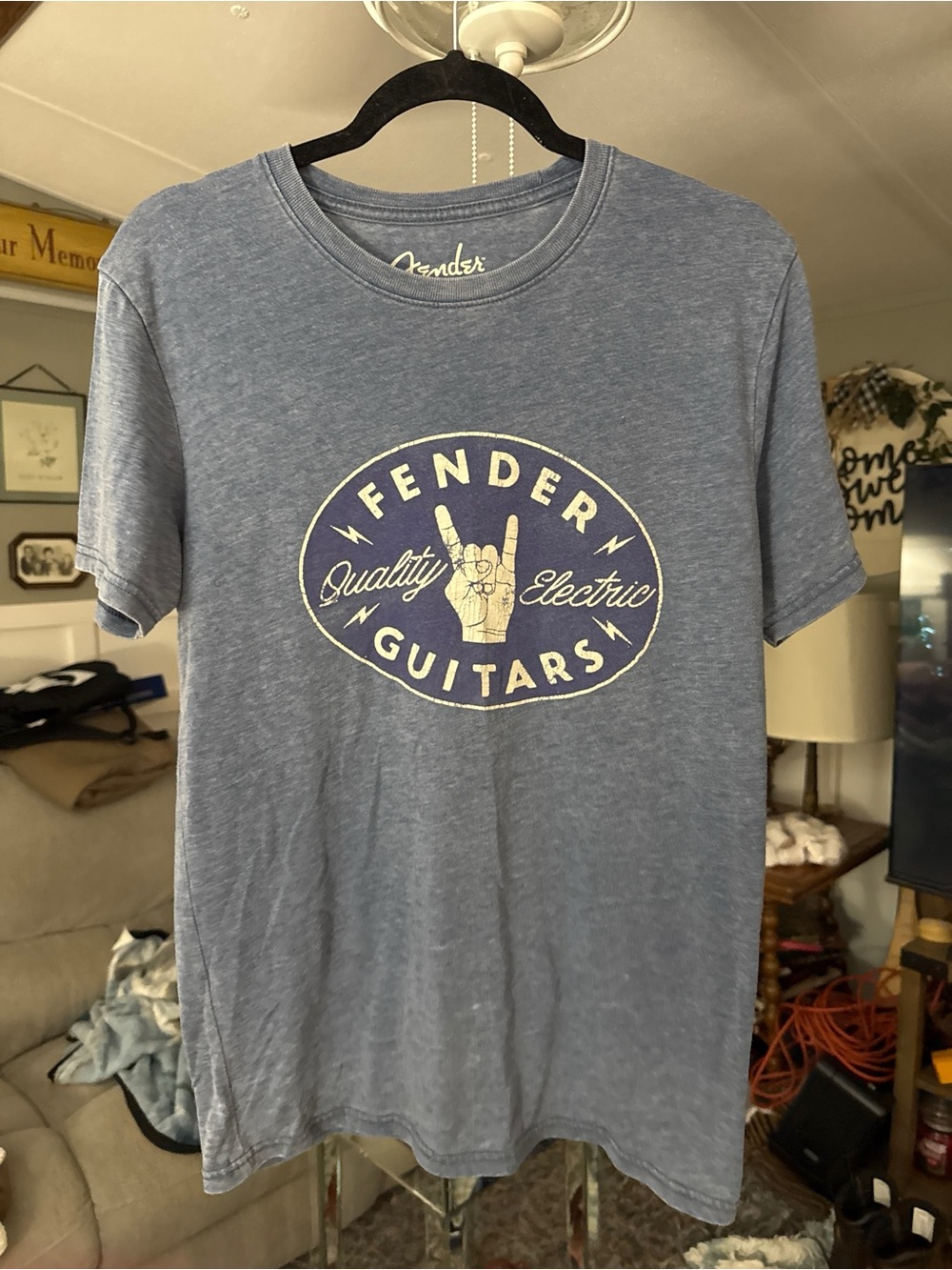 Fender Men's Blue Graphic Logo T-Shirt Size Small